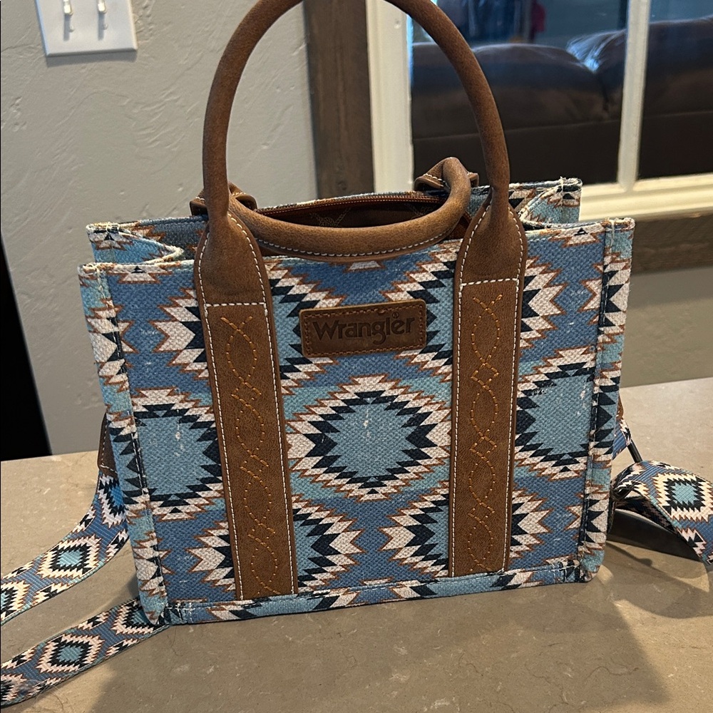 Wrangler Geometric Blue and Brown Tote